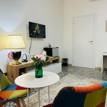 Hotel The Galaxy House Pisa Esterno foto