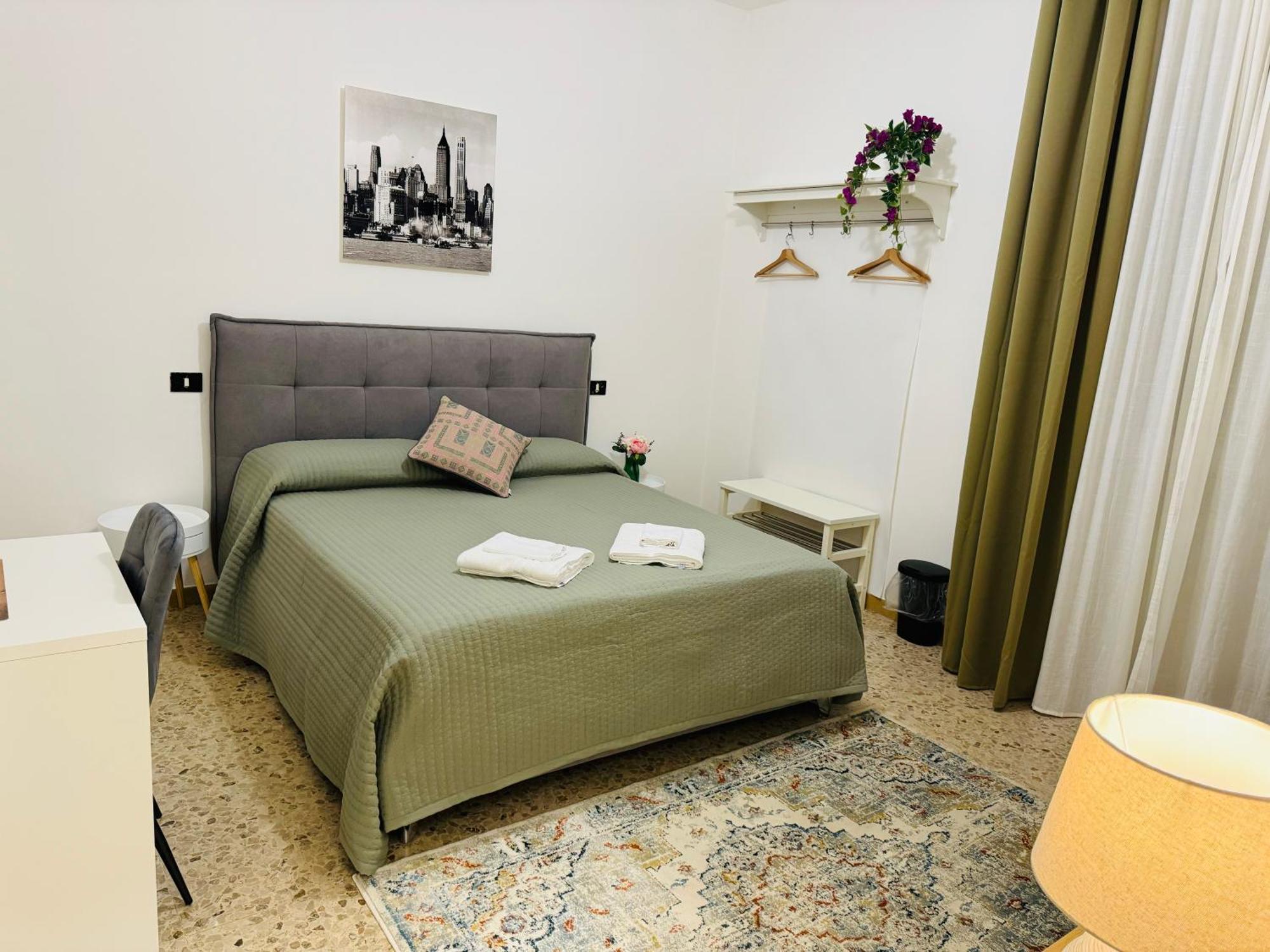 Hotel The Galaxy House Pisa Esterno foto