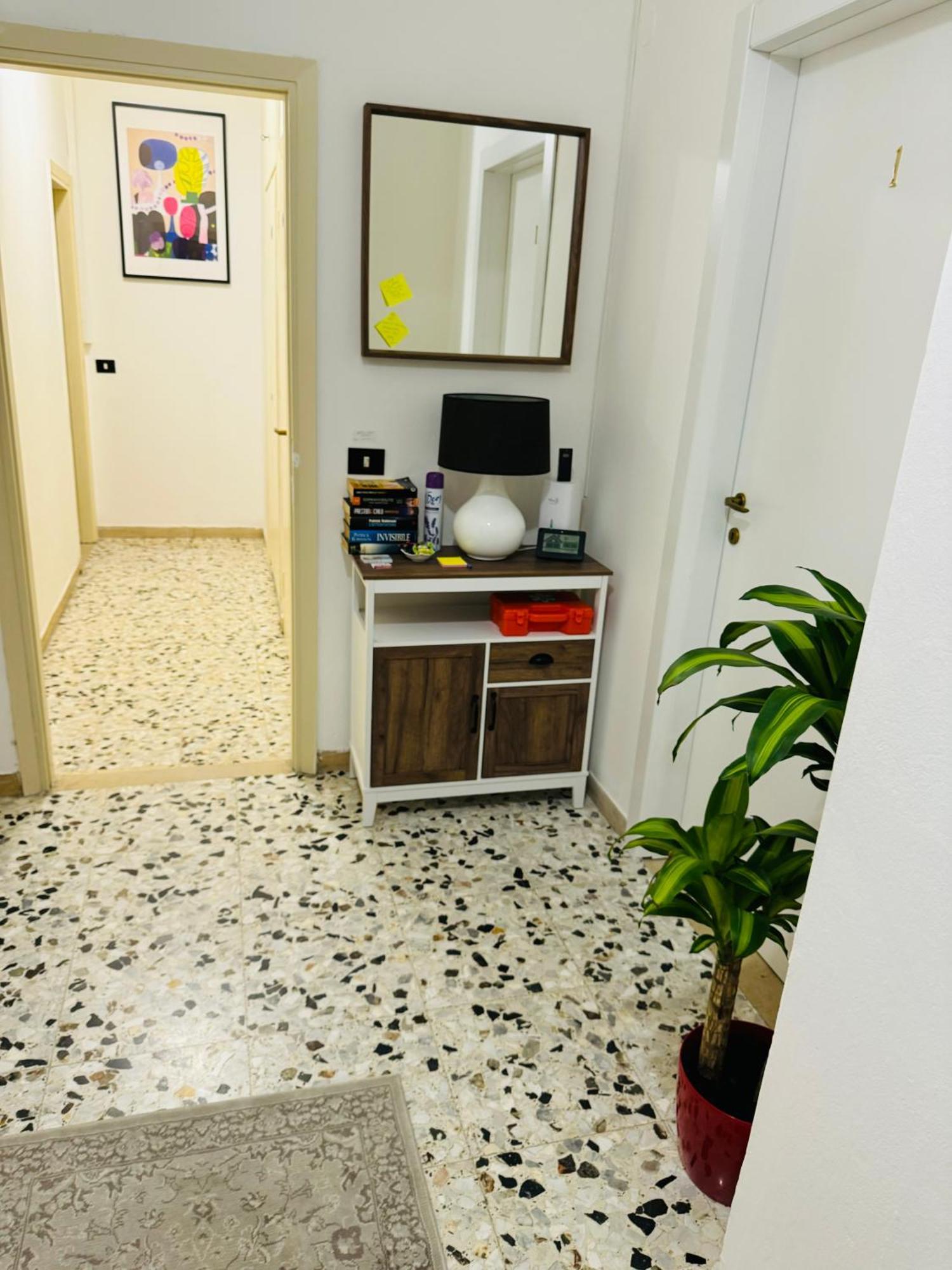 Hotel The Galaxy House Pisa Esterno foto