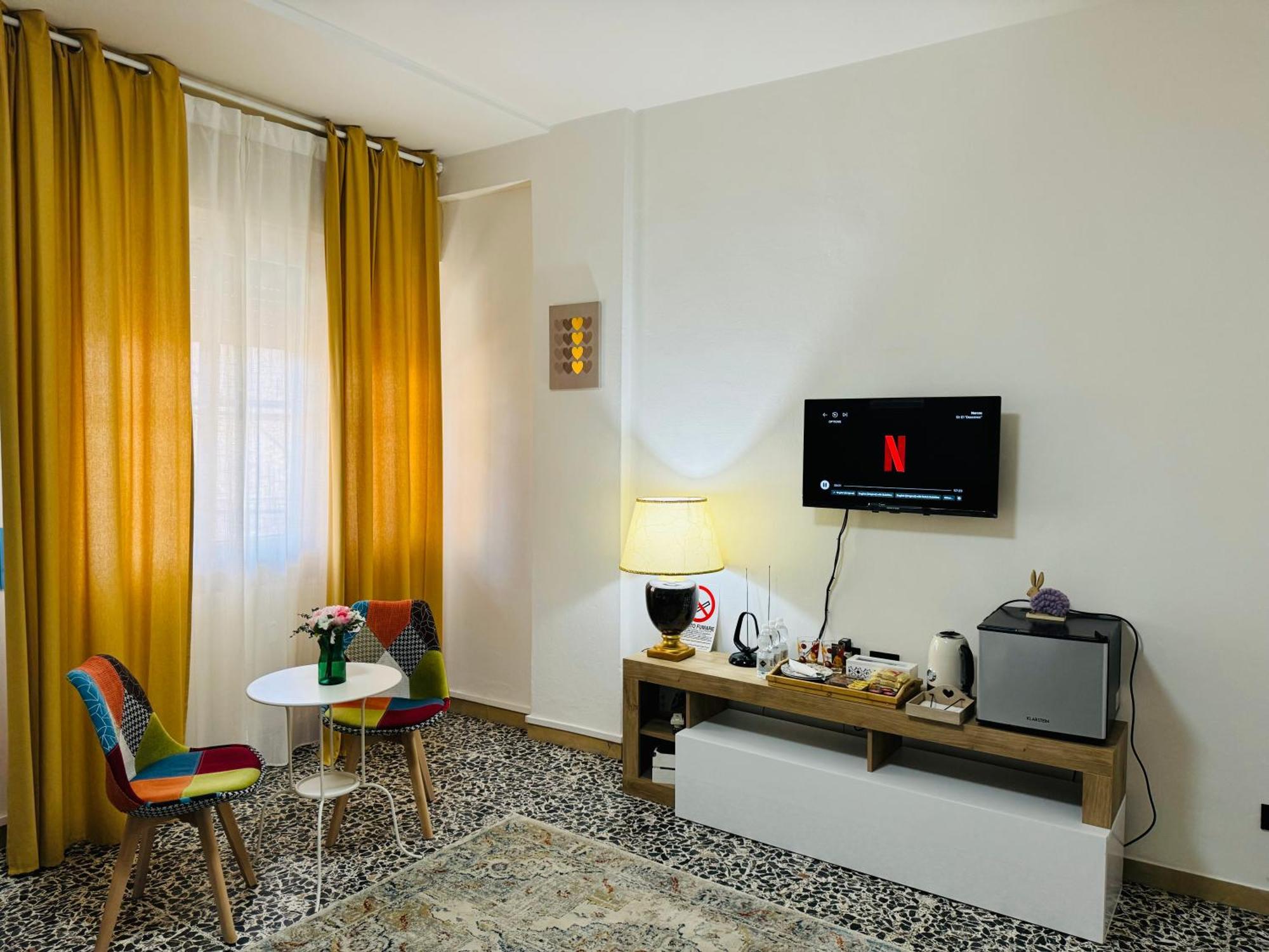 Hotel The Galaxy House Pisa Esterno foto